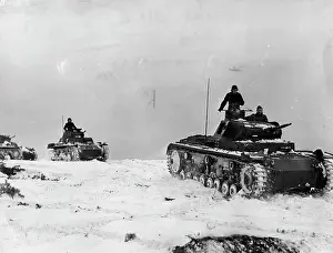 Rollers: Demonstration at a tank troop school, 1940
