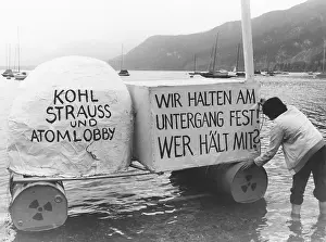Vranitzky: Demonstration against Wackersdorf nuclear reprocessing plant