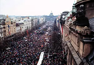 Hejzlar: Demonstration - Wenceslas square - general strike