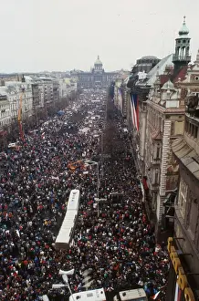 Hejzlar: Demonstration - Wenceslas square general strike