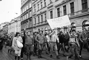 Praga: Demonstration - workers - CKD - Praga - march
