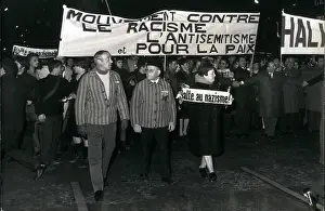 Accusing: Demonstration by former WW2 deportees in Paris