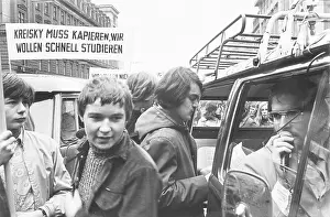 Kreisky: Demonstration of young people and students in Vienna
