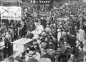 Demonstrations on the 1st of May in the Berlin Lustgarten, 1