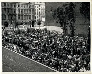 Insult: Demonstrations