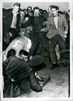 Irishmen: Demonstrations