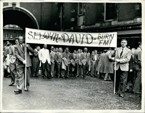 Shuts: Demonstrations