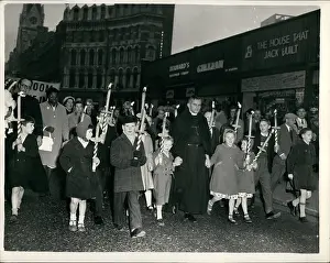 Urge: Demonstrations
