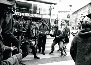 Senghor: Demonstrations