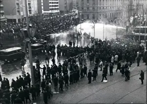 Townhall: Demonstrations