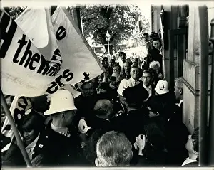 Lowthian: Demonstrations