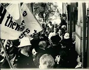 Lowthian: Demonstrations