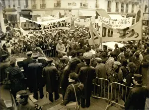 Orly: Demonstrations