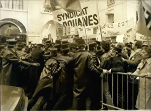 Orly: Demonstrations