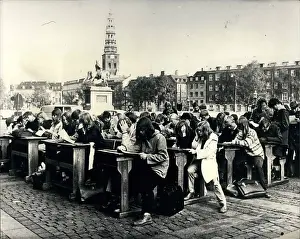 Unable: Demonstrations