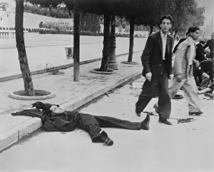 Rightist: Demonstrators leaving a man dead in the Athens