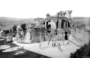 Denbigh: Denbigh, the Castle 1888