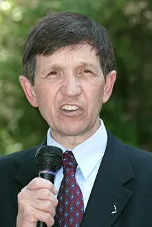 Kucinich: Dennis Kucinich