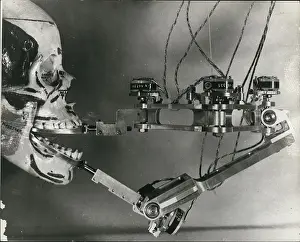 Complicated: Dentists - Doctors - Inventors - Medicine - Science