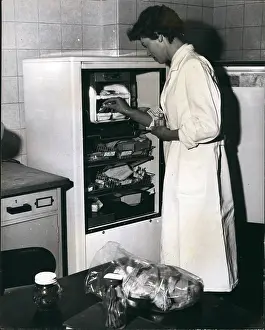 Refrigerator: Dentists - Doctors - Inventors - Medicine - Science