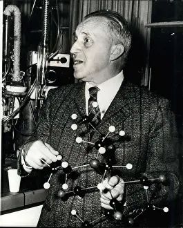 Inorganic: Dentists - Doctors - Inventors - Medicine - Science