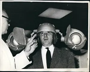 Onlooker: Dentists - Doctors - Inventors - Medicine - Science