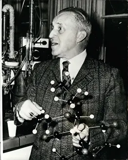 Inorganic: Dentists - Doctors - Inventors - Medicine - Science