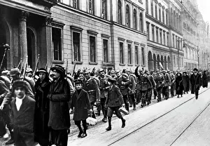 Departing: Departing troops in Berlin, 1914