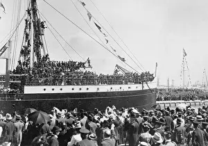 Shall: Departure of the Dresden, 1900
