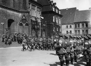 Dnvp: Deployment of the Nazi Frontkaempferbund - Alliance