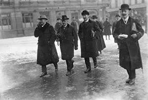 Constitution: Deputies on the way to the National Assembly, 1919
