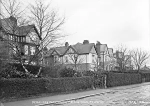 Malone: Deramore Drive, South, Malone Road