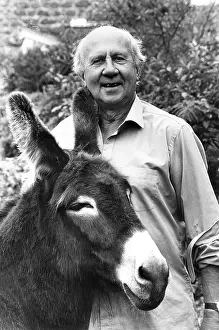 Tangye: Derek Tangye, Cornish-based author