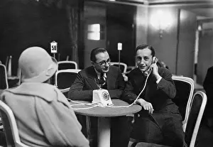 Desktop: Desk telephone, 1929