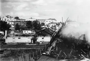 Competitive: Destroyed bridge in Kupiansk, 1942