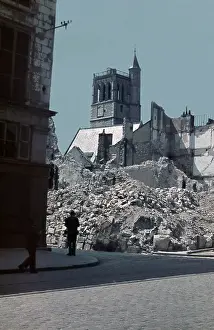 Dilapidation: Destroyed buildings in Orleans 1940