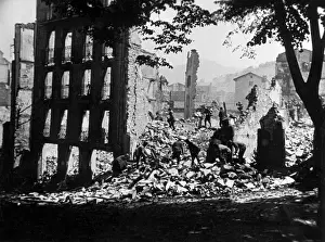 Guernica: Destroyed Guernica, 1937