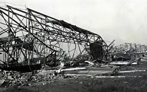 Maintain: Destroyed hangars in Griesheim, around 1919