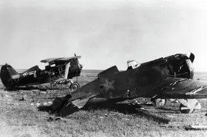 Kherson: Destroyed planes of the Red Army, 1941