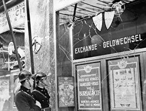 Takeover: Destroyed shop window in Tunis, 1938