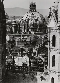 Dilapidation: Destroyed St. Stephen's Cathedral in Vienna