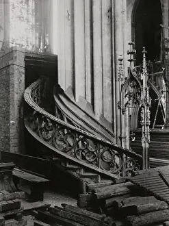 Dilapidation: Destroyed St. Stephen's Cathedral in Vienna
