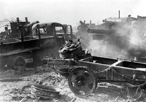 Airliners: Destroyed vehicles of the Red Army, 1942