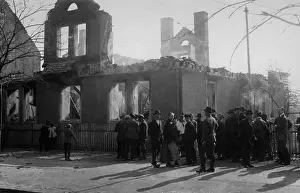 Curious: Destroyed villa in Eisleben, 1921
