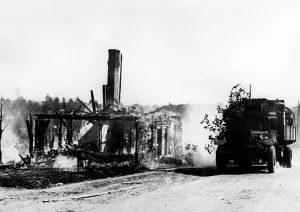 Courland: Destroyed village in the Courland bridgehead, 1944