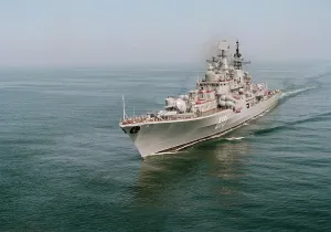 Destroyer: Destroyer ?Nastoychivy? returns to Baltic, 1996