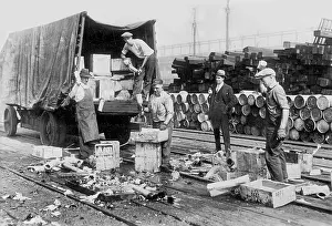 Dollars: Destructing the alcohol at the time of the Prohibition in Ne