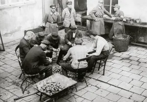 Arbeitsdienst: Detainees of concentration camp Oranienburg