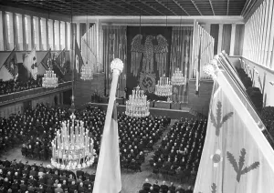 Listener: The Deutsches Museum in Munich, 1935