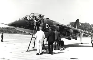 Harrier: Development batch, Hawker Siddeley Harrier DB